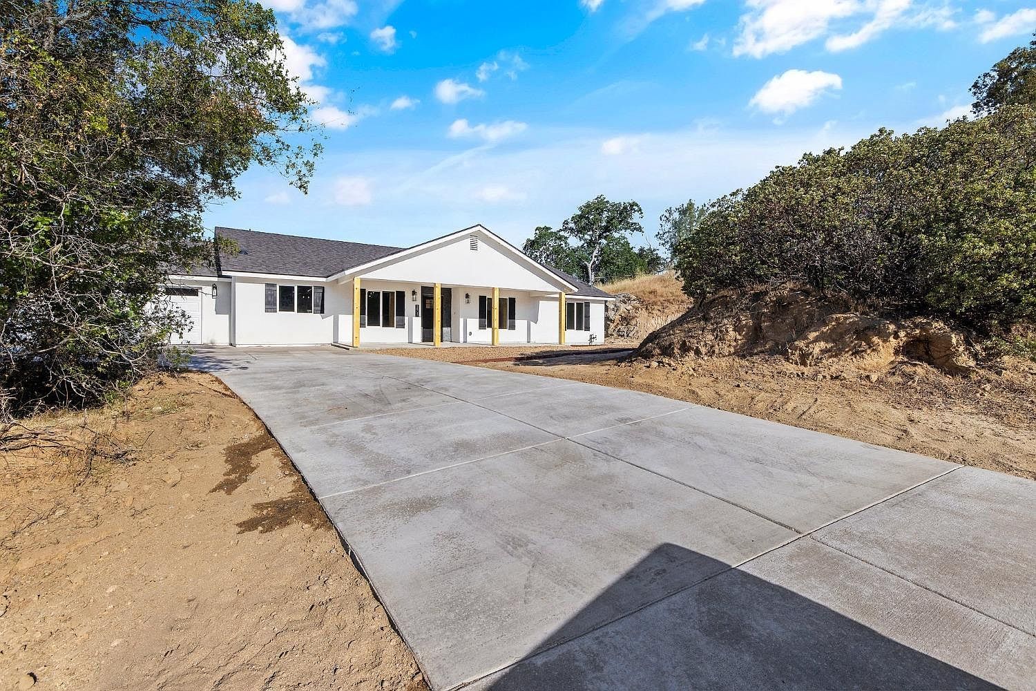 28732 Copper Creek Dr Coarsegold, CA 93614 - Thumbnail 2