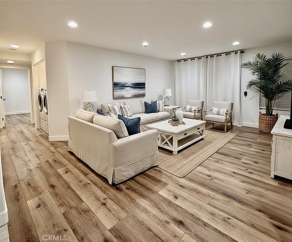 445 Ribbon Beach Way Unit 278 Oceanside, CA 92058 - Thumbnail 2