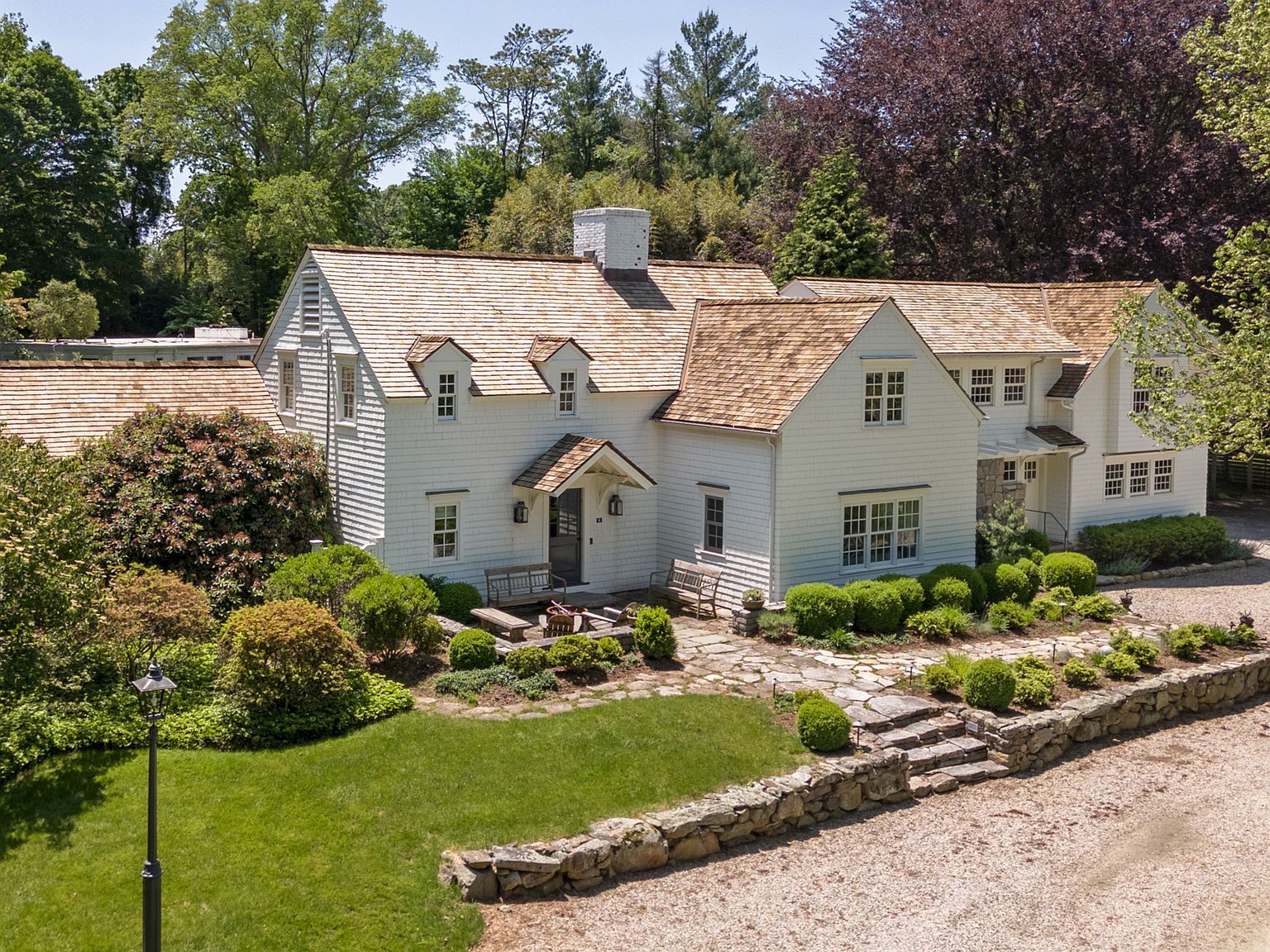 6 Over Rock Ln Westport, CT 06880 - Thumbnail 2