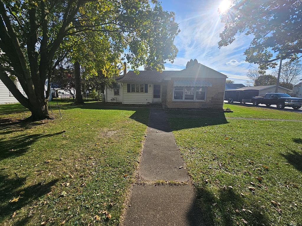 23 State St Jeffersonville, OH 43128  | Single Family