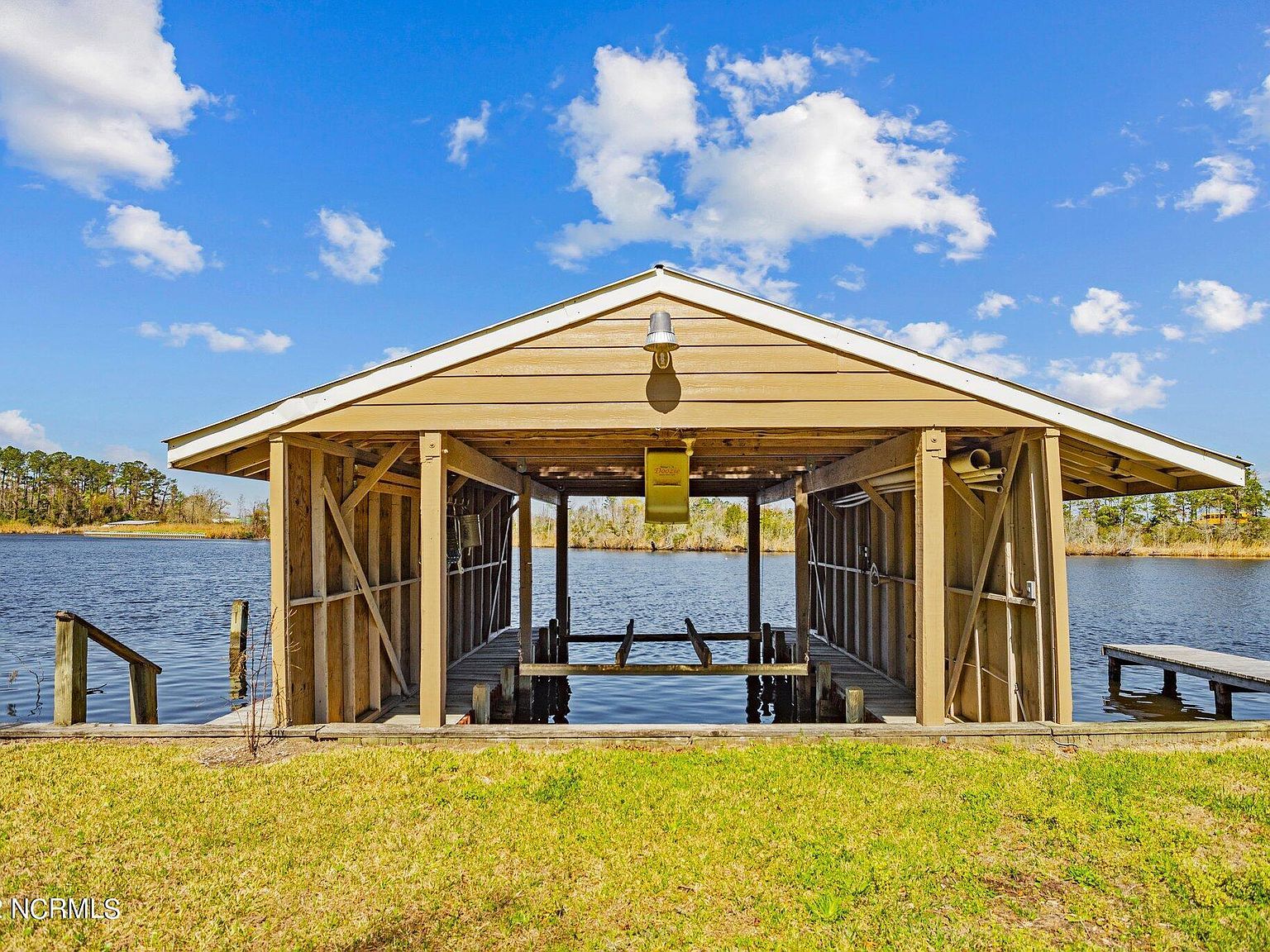 205 Anne St Jacksonville, NC 28540 - Thumbnail 2