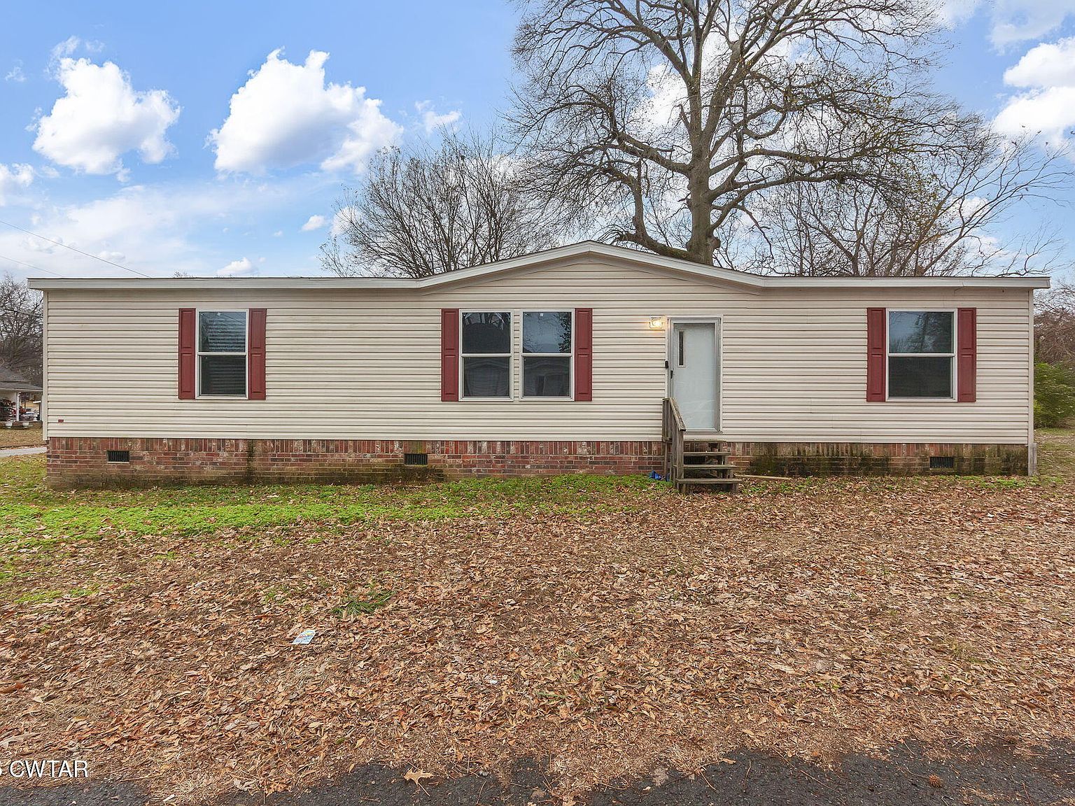 419 Broadway Ave Dyersburg, TN 38024 - Thumbnail 2