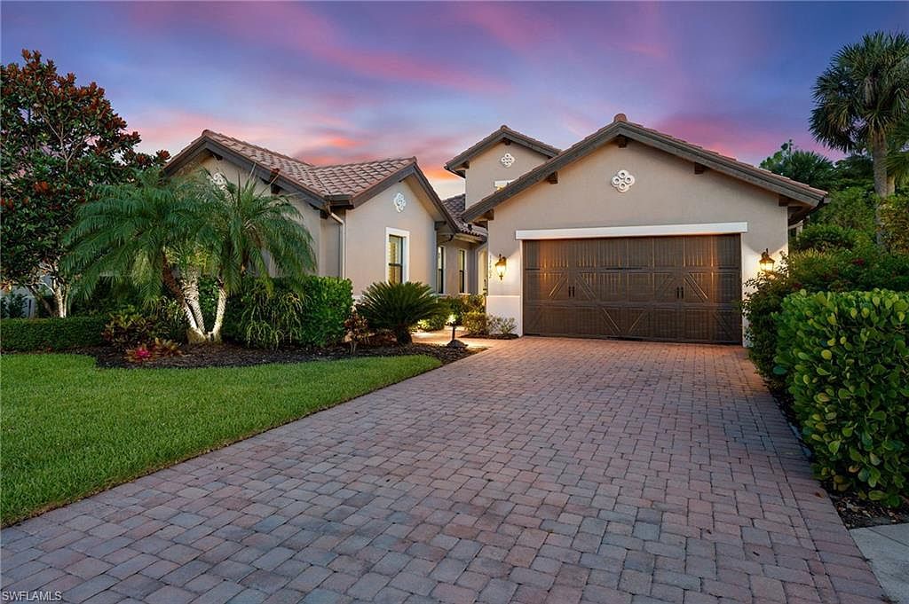 12402 Lockford Ln Naples, FL 34120 - Thumbnail 2