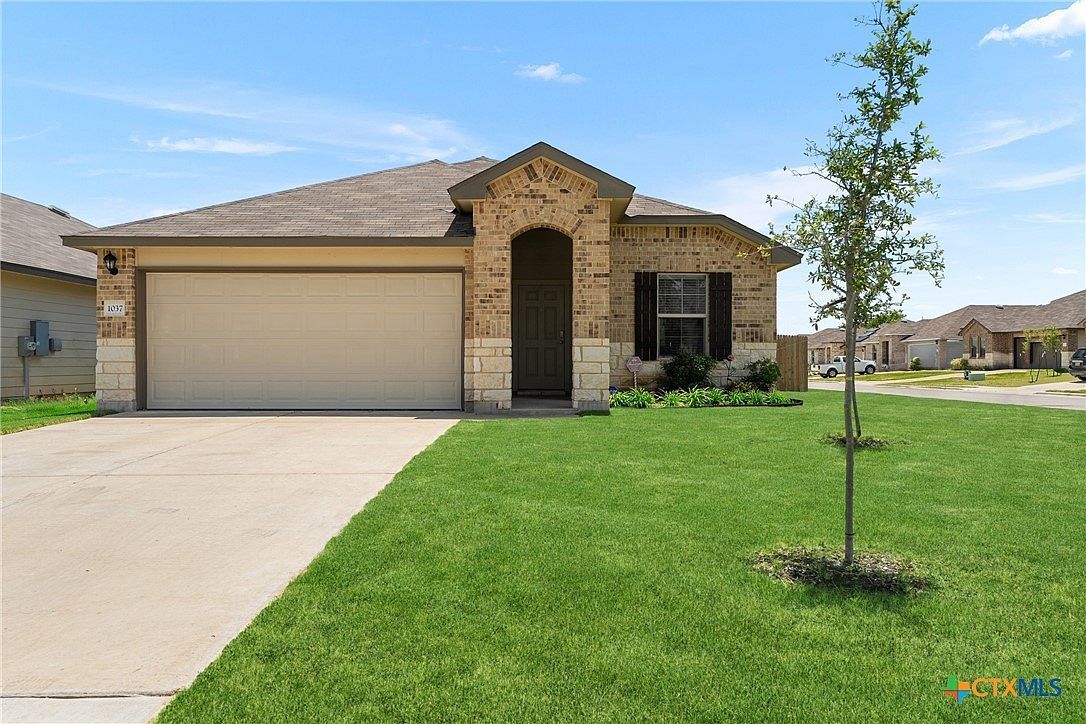 1037 Oxford Ln Troy, TX 76579 - Thumbnail 2