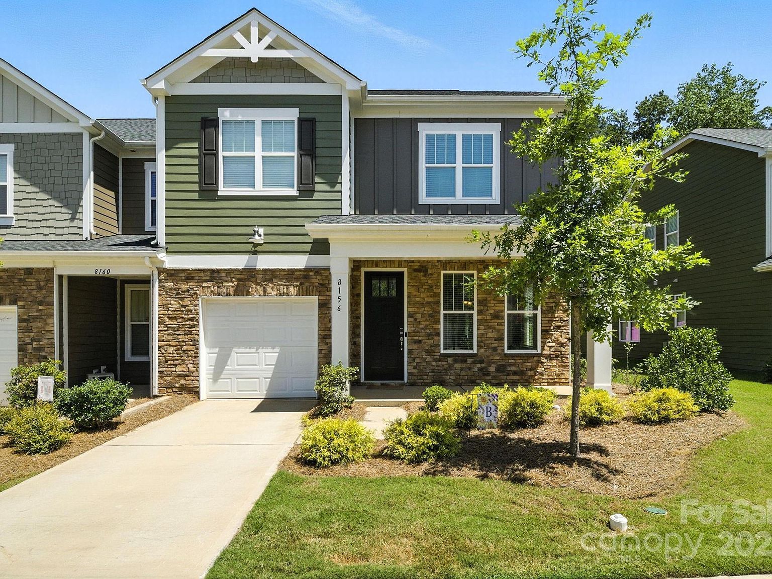 8156 Merryvale Ln Charlotte, NC 28214 - Thumbnail 2