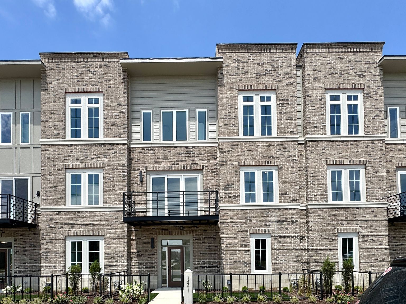 1471 Whistle Way Westfield, IN 46074 - Thumbnail 2