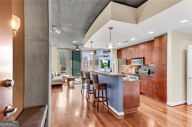 860 Peachtree St NE Unit 804 Atlanta, GA 30308 - Thumbnail 2