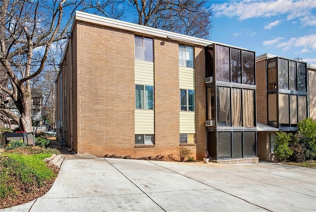 345 7th St NE APT 4 Atlanta, GA 30308 - Thumbnail 2