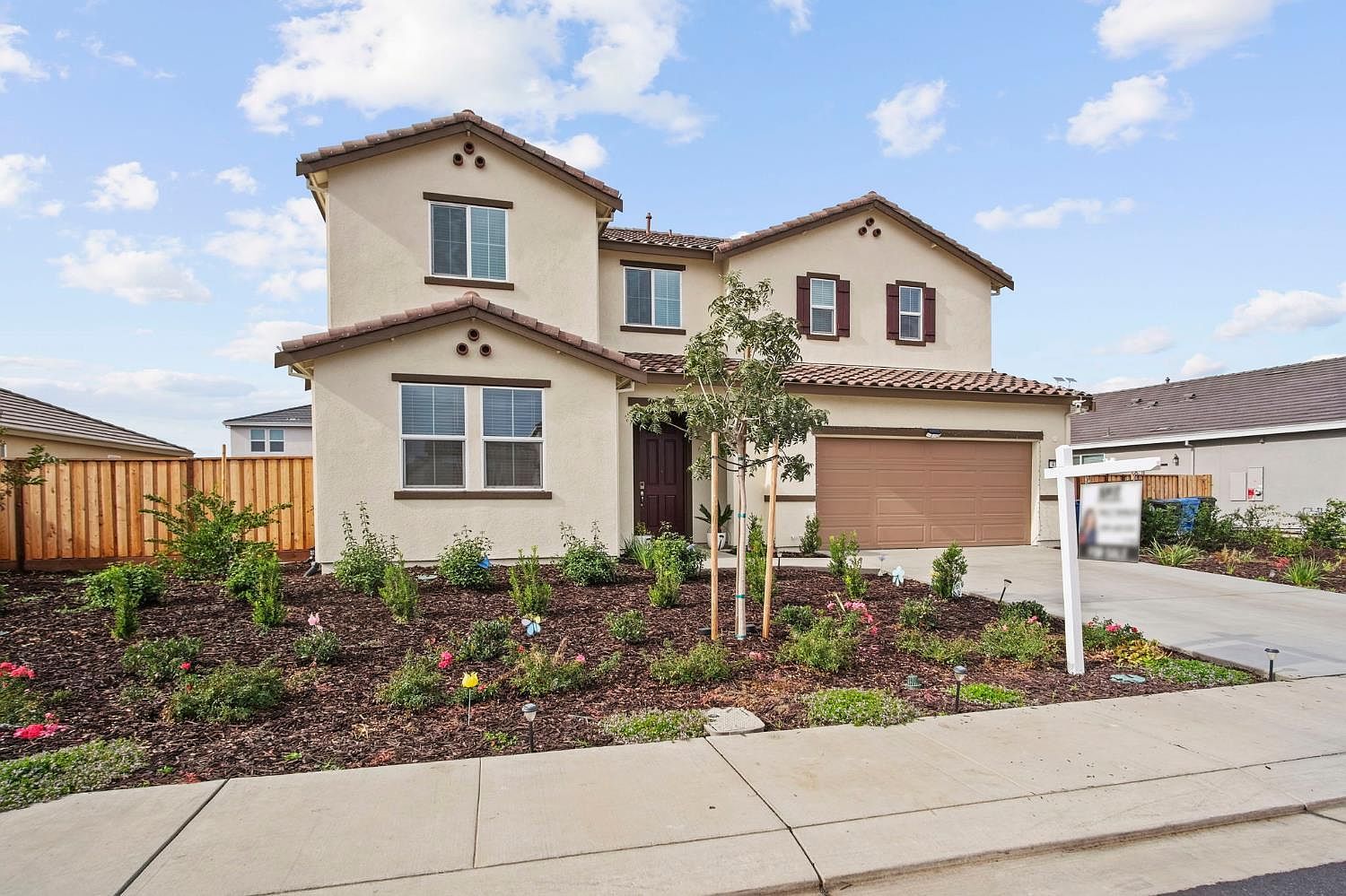 471 Villa Ticino Dr Manteca, CA 95337 - Thumbnail 2