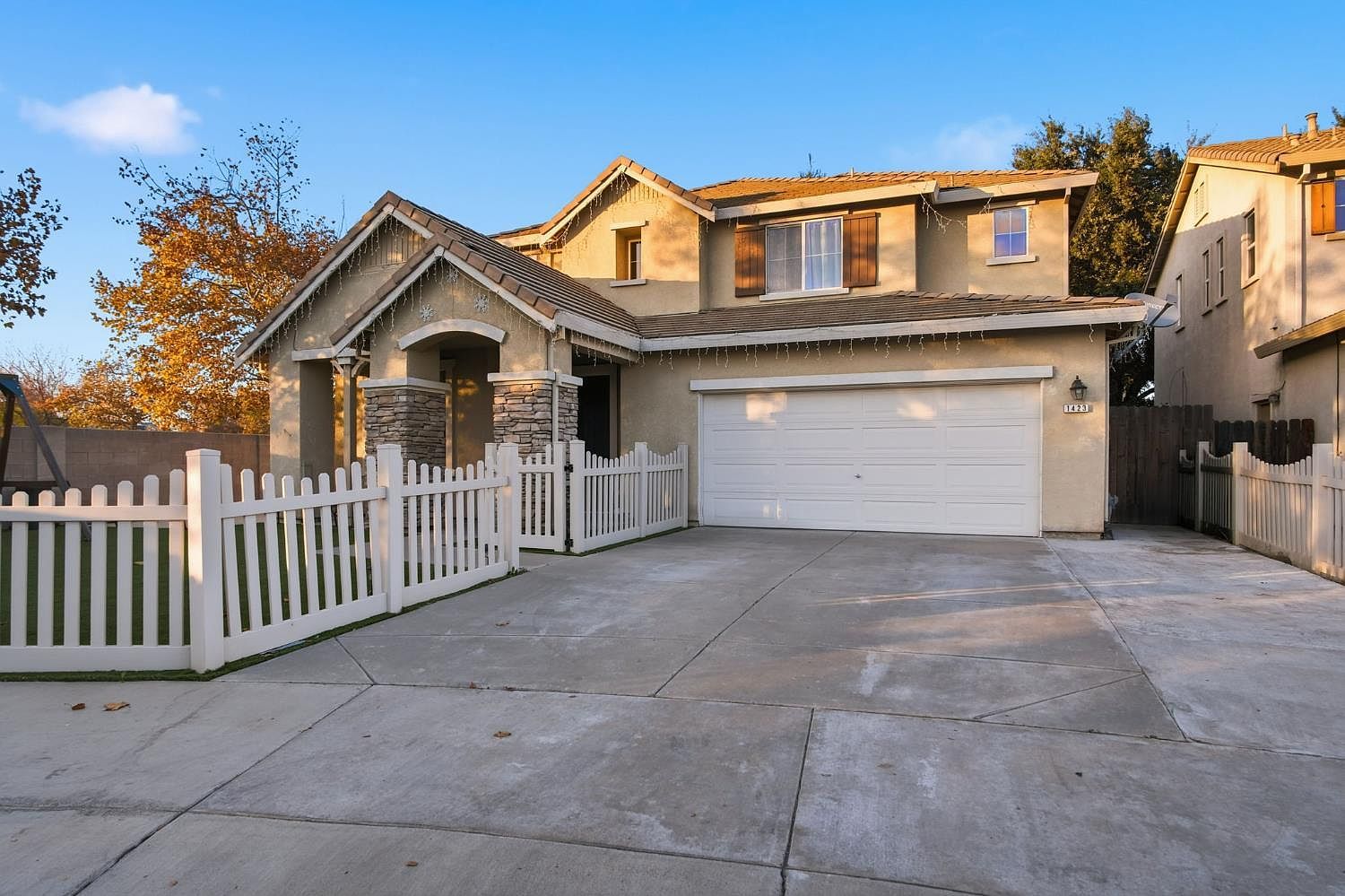 1423 Andleman Ct Turlock, CA 95382 - Thumbnail 2