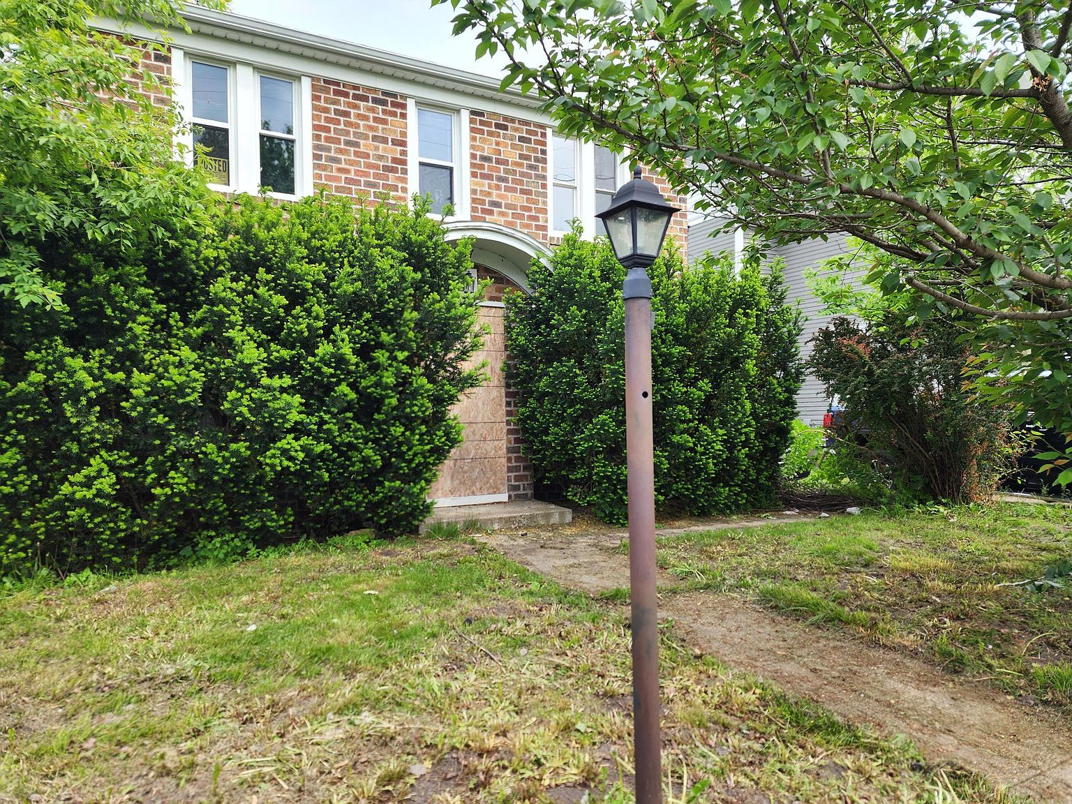 907 Russell St Kalamazoo, MI 49001 - Thumbnail 2