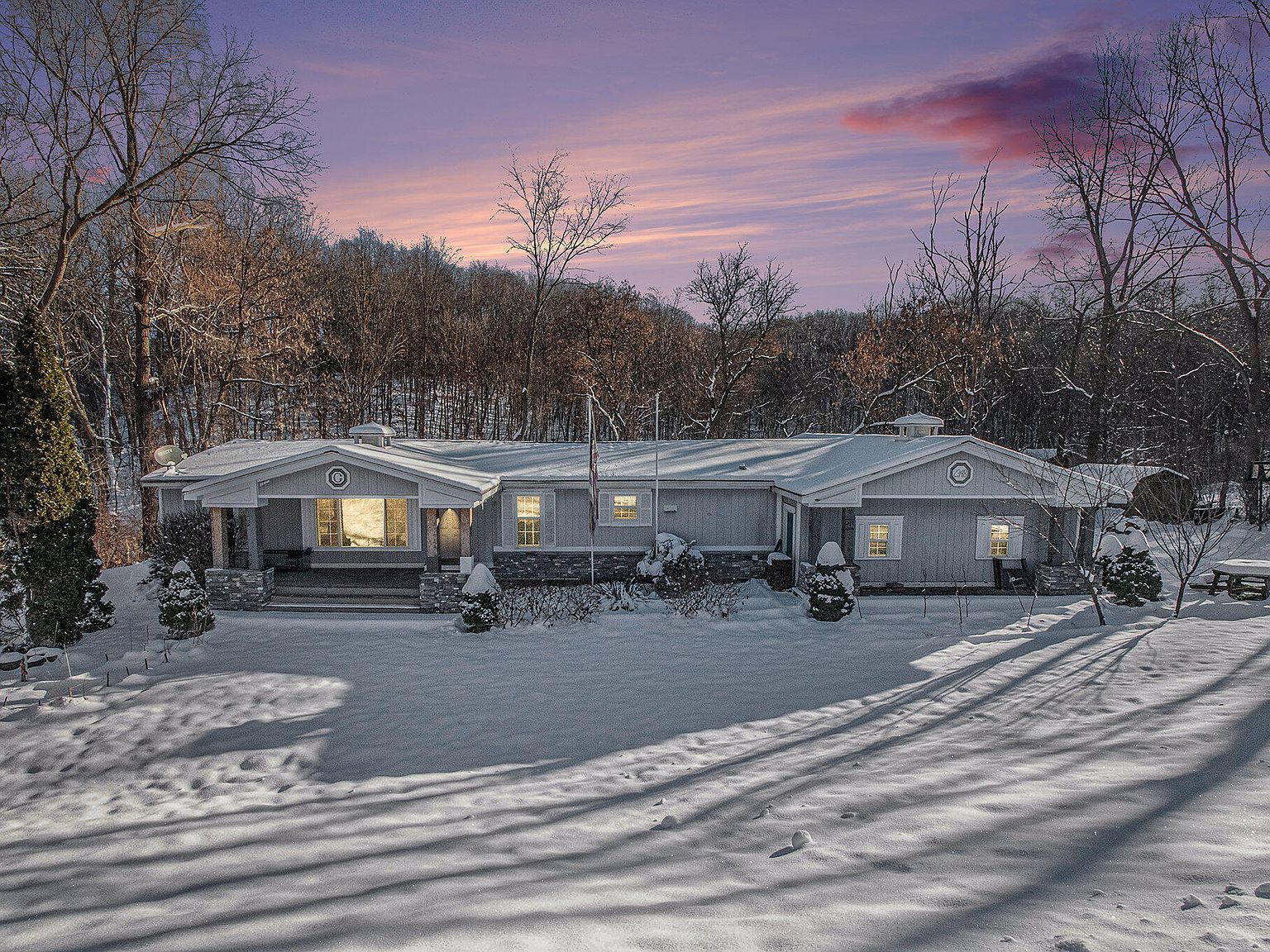 2348 Segwun Ave SE Lowell, MI 49331 - Thumbnail 2