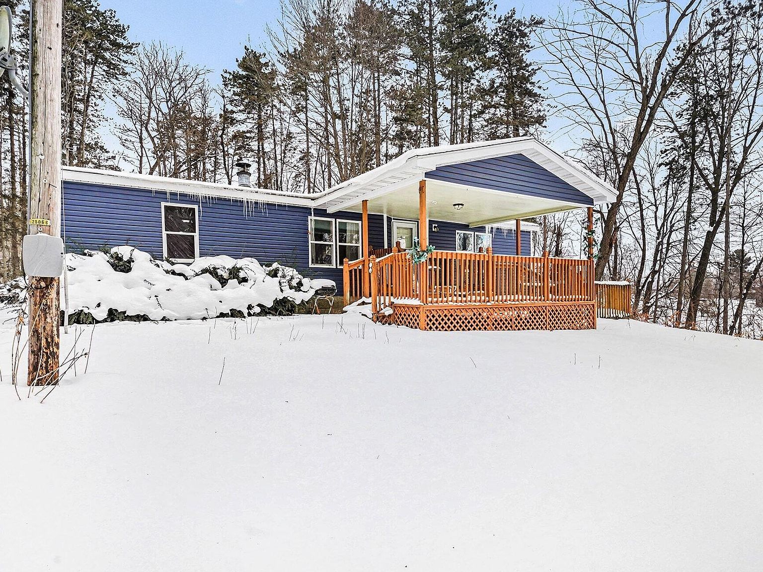 20990 Crane St Dowagiac, MI 49047 - Thumbnail 2