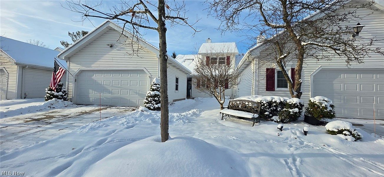 6667 Hidden Lake Trl Brecksville, OH 44141 - Thumbnail 2