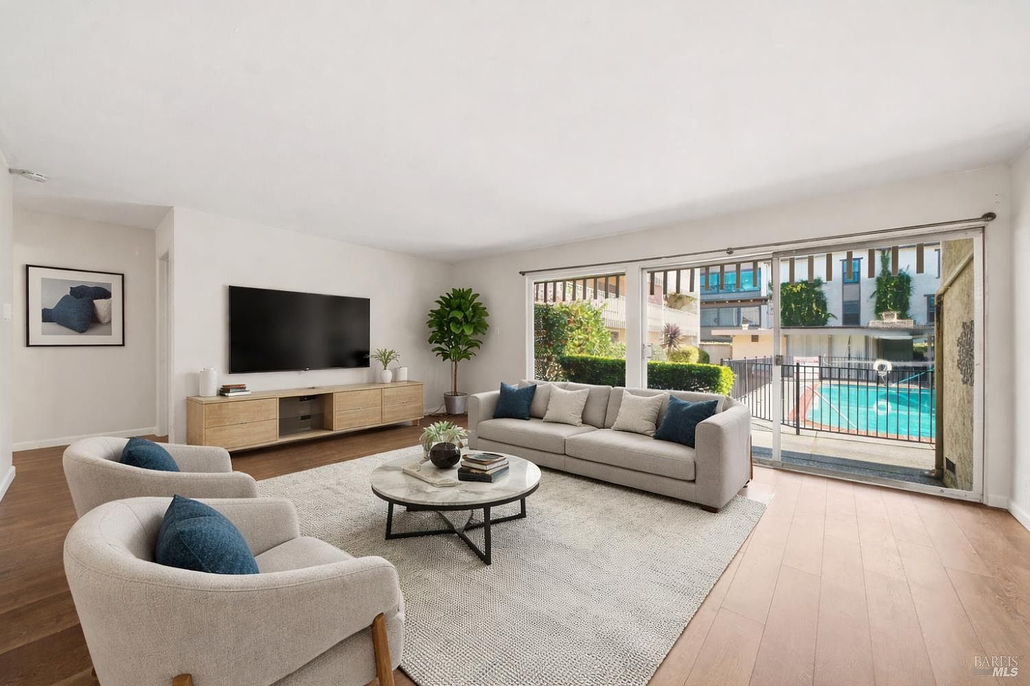 260 Merrydale Rd APT 5 San Rafael, CA 94903 - Thumbnail 2