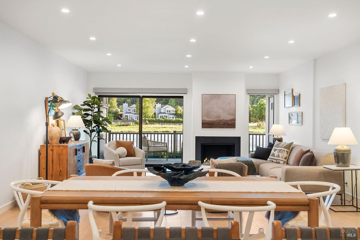 1131 S Eliseo Dr Kentfield, CA 94904  | Condominium
