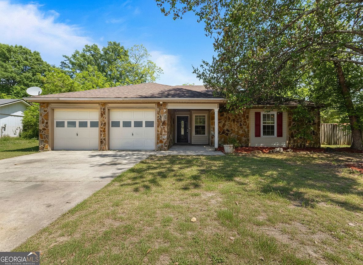 104 Haag Dr Warner Robins, GA 31093  | Single Family