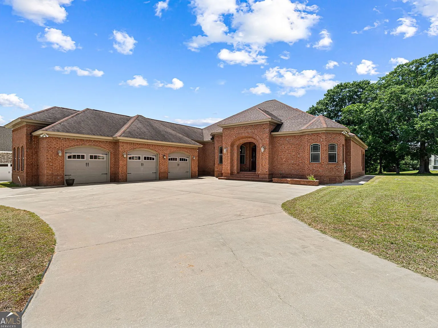 215 Little Hickory Dr Lizella, GA 31052, 31052