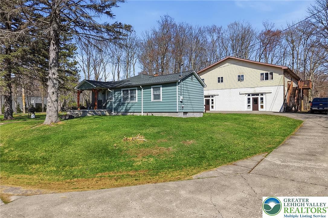304 Drinker Tpke Covington Township, PA 18424  | Single Family