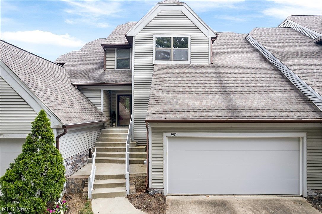 3919 Marsh View Dr Akron, OH 44319, 44319