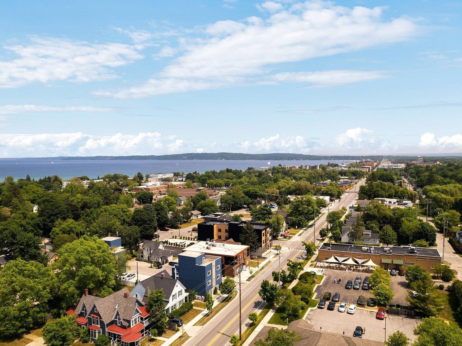 918 W Front St #3 Traverse City, MI 49684  | Condominium