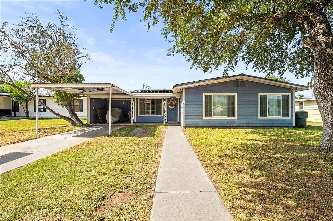 1011 Kleberg St Alice, TX 78332 - Thumbnail 2