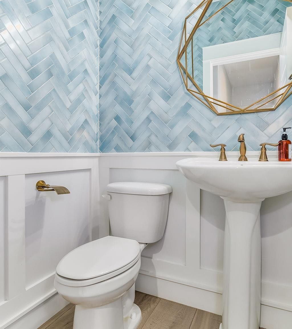 899 E Hatton St Pensacola, FL 32503 - Thumbnail 2