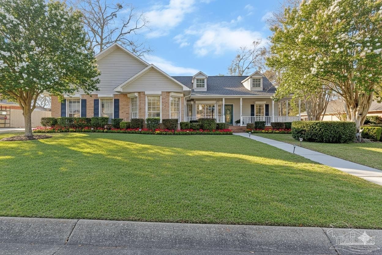 1411 Colwyn Dr Cantonment, FL 32533 - Thumbnail 2