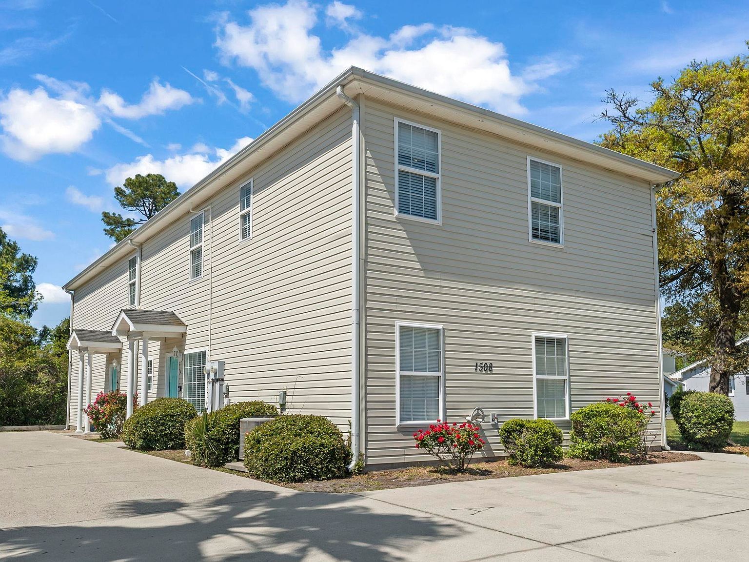 1508 Hillside Dr S North Myrtle Beach, SC 29582 - Thumbnail 2