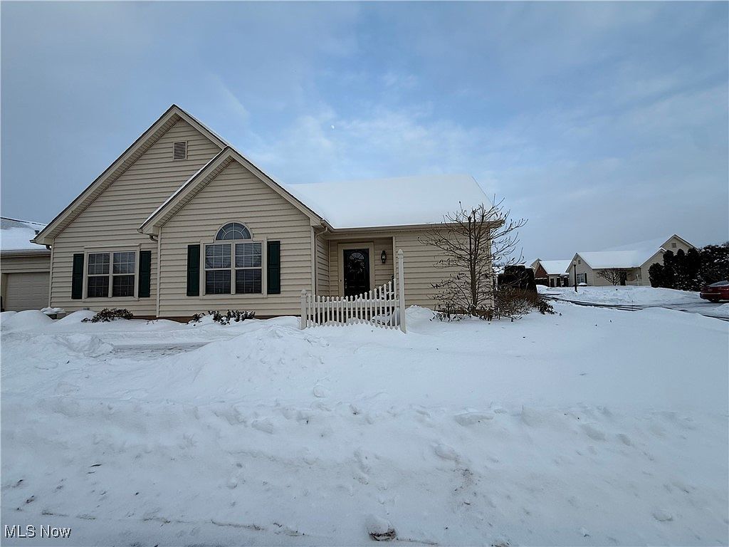 39 Village Ct Columbiana, OH 44408 - Thumbnail 2