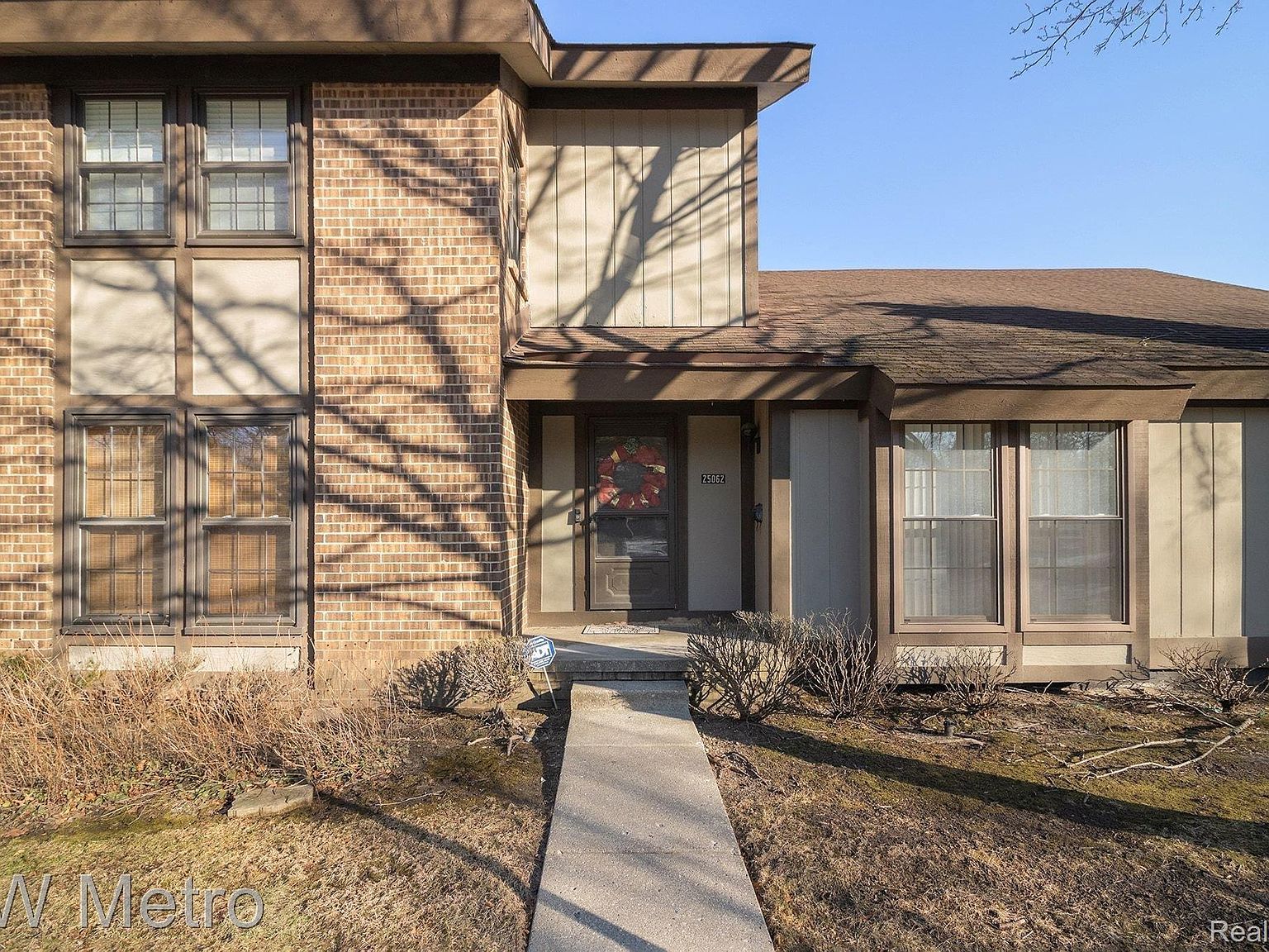 25062 Oakbrooke Dr Southfield, MI 48033 - Thumbnail 2