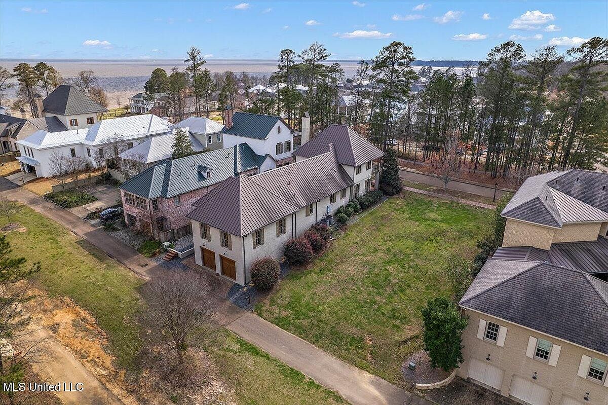 W Florida Blvd Madison, MS 39110  | Single Family