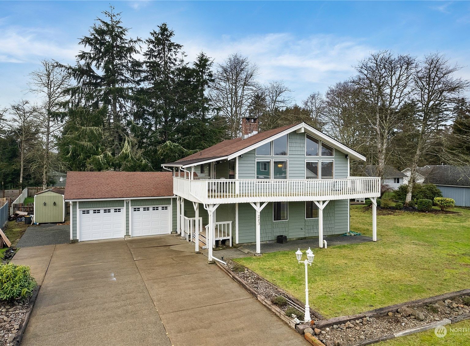 223 Olympic View Ave NE Ocean Shores, WA 98569 - Thumbnail 2