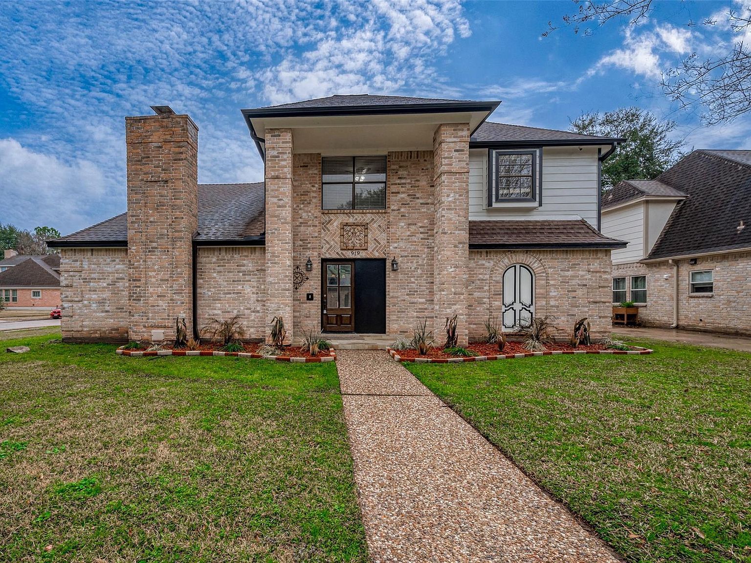 919 Mockingbird Way Sugar Land, TX 77478 - Thumbnail 2