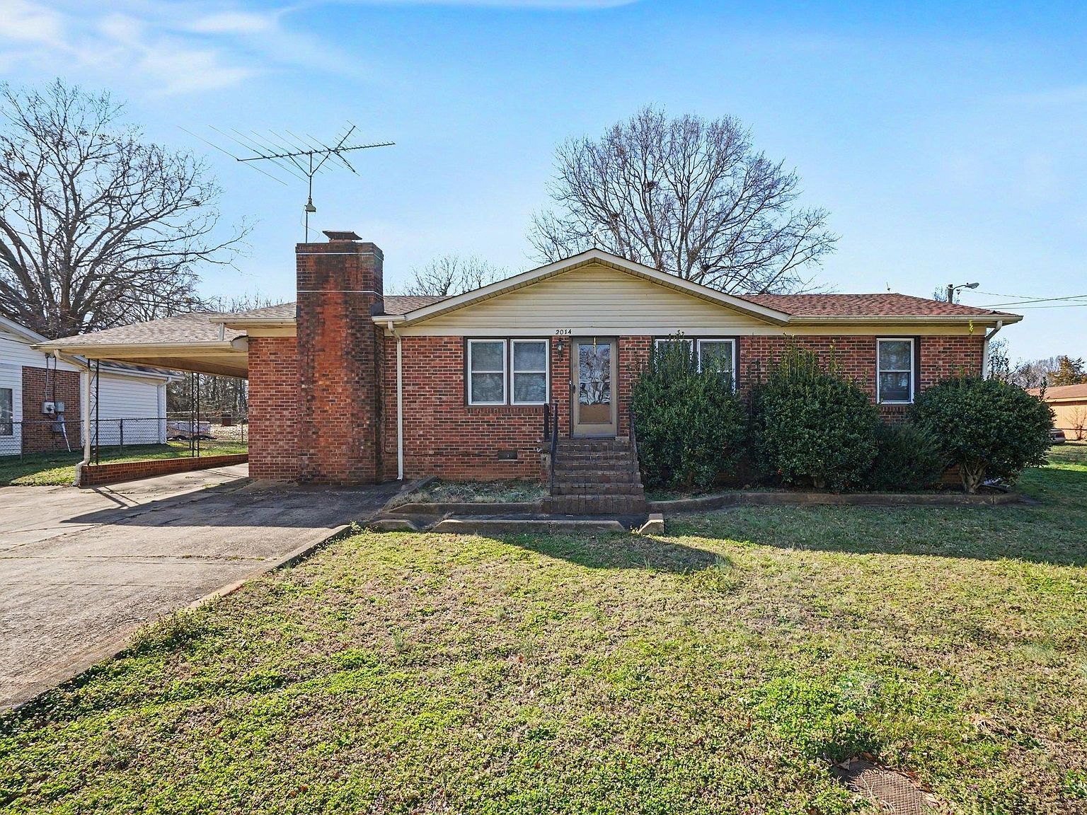 2014 Center St Spartanburg, SC 29303 - Thumbnail 2