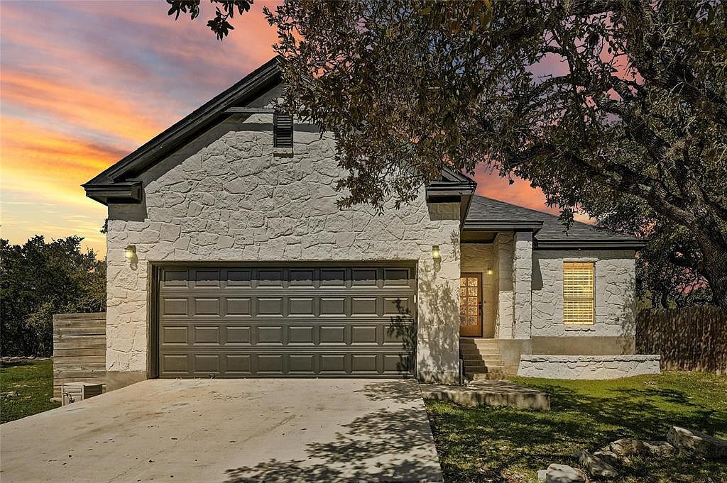 4 Bulls Eye Cir Wimberley, TX 78676 - Thumbnail 2