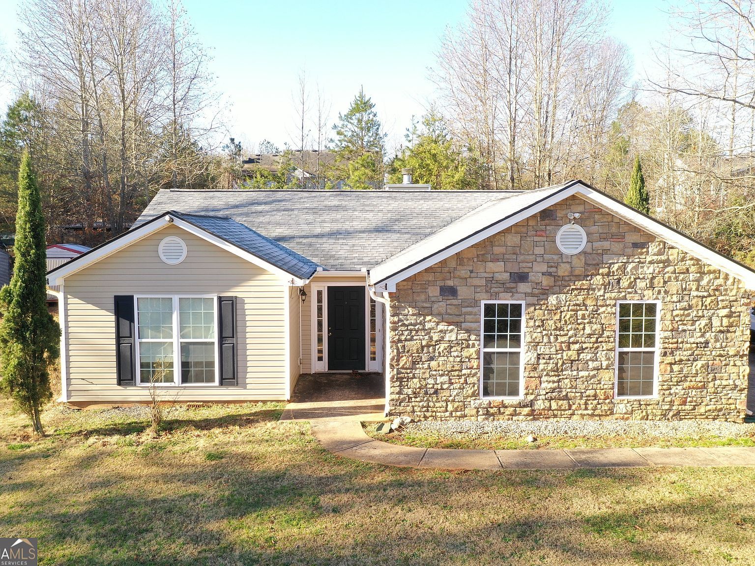 520 Redbud Ln Mount Airy, GA 30563 - Thumbnail 2