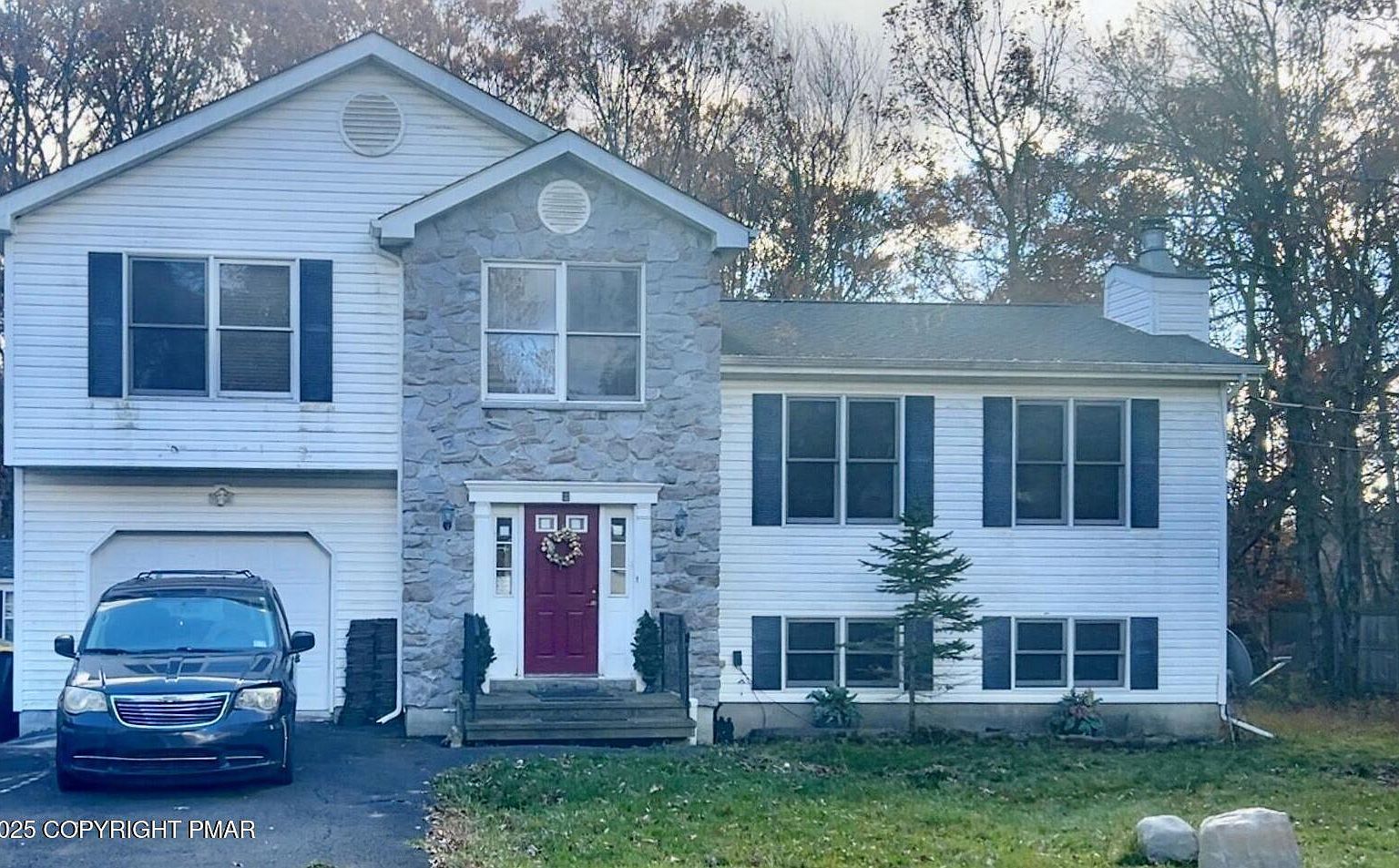 349 Butz Ln Scotrun, PA 18355 - Thumbnail 2