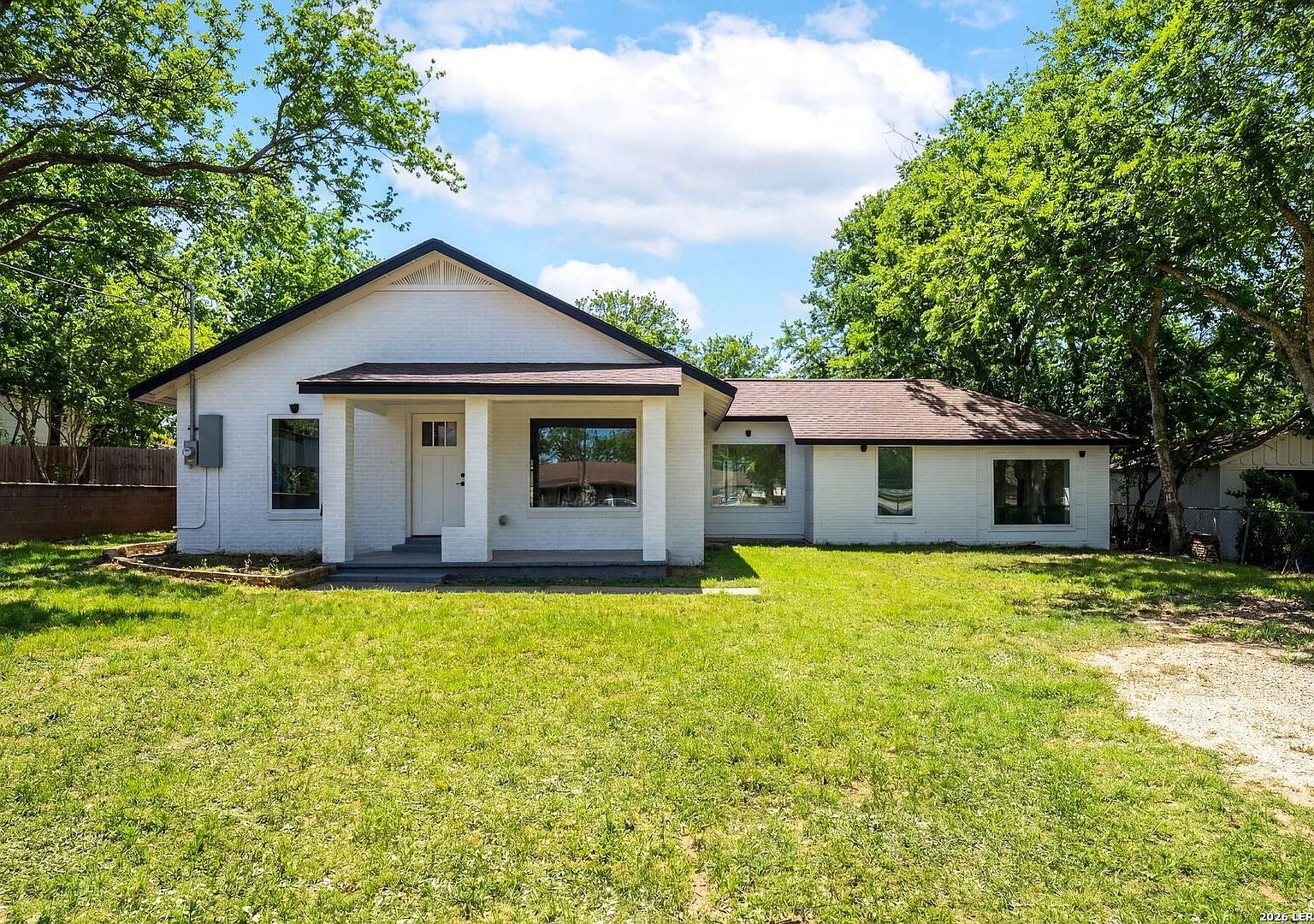 1312 C St Floresville, TX 78114  | Single Family