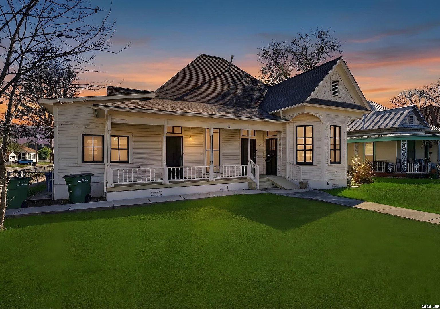 530 E Carson St San Antonio, TX 78208  | Single Family