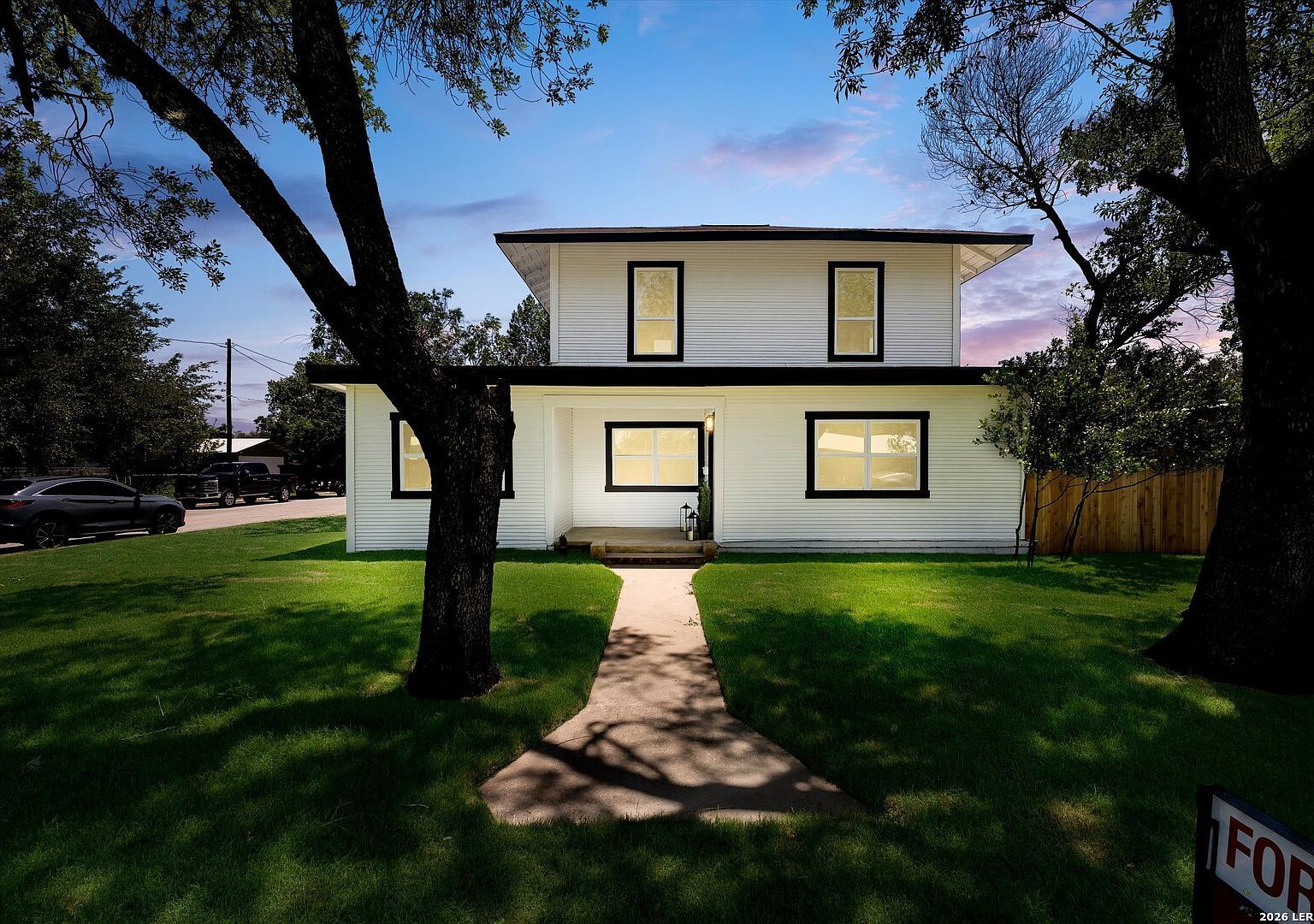 536 Commerce St Pleasanton, TX 78064 | Single Family