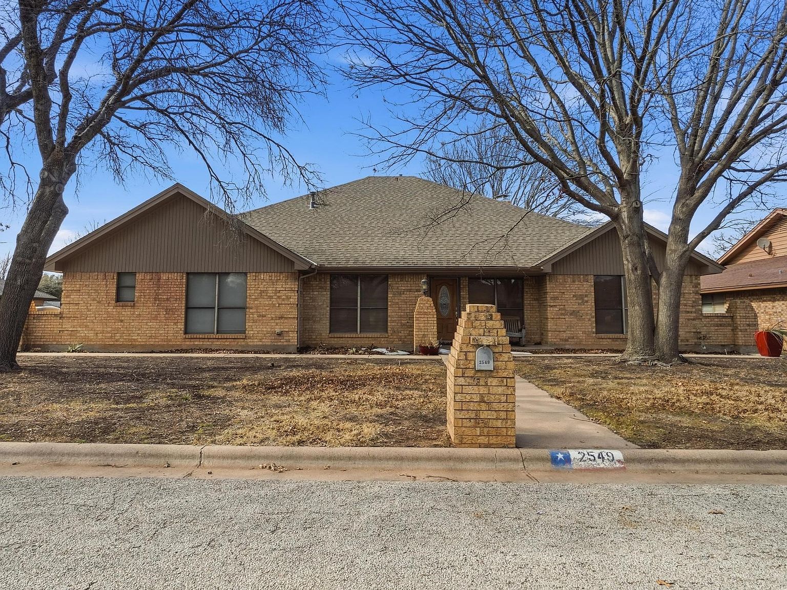 2549 Woodlake Dr Abilene, TX 79606 - Thumbnail 2