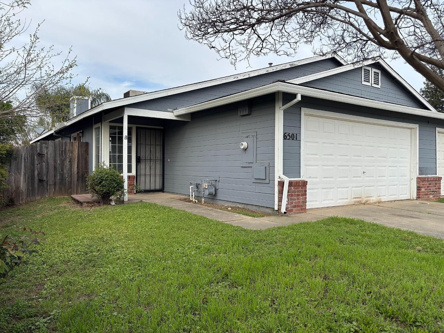 6505 37th Ave Sacramento, CA 95824 - Thumbnail 2