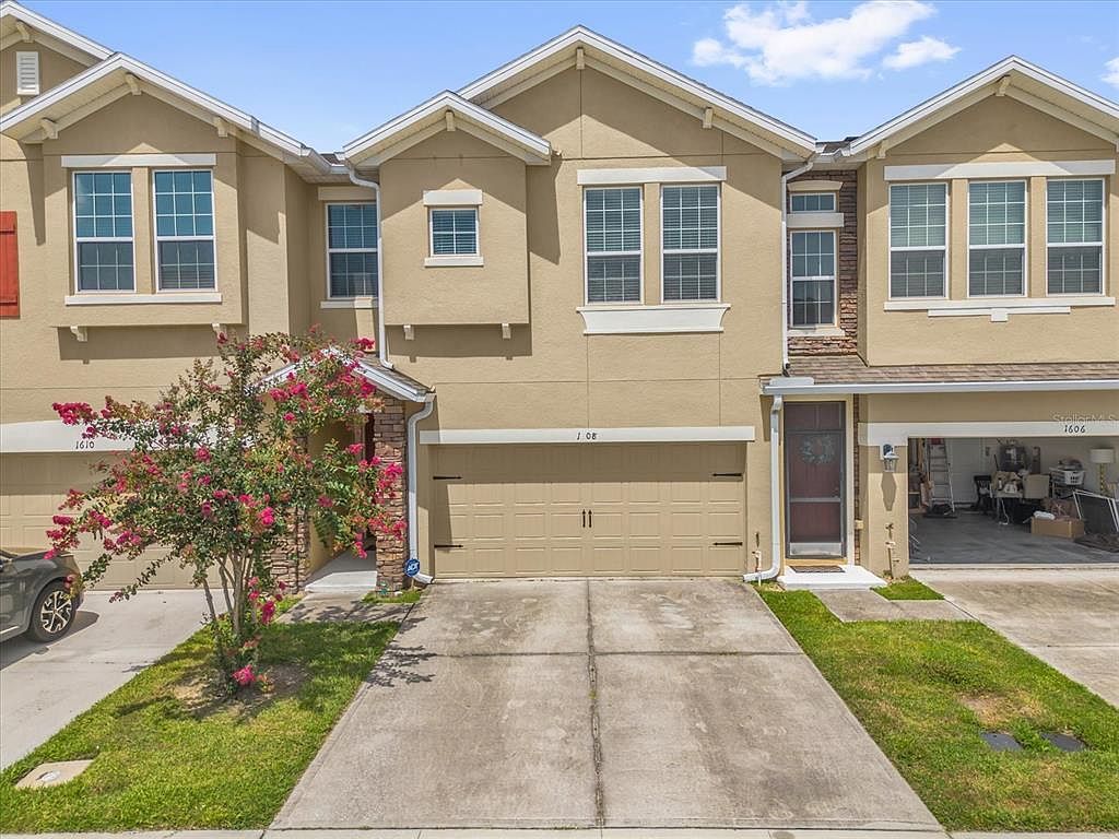 1608 Mohegan Blvd Kissimmee, FL 34744 - Thumbnail 2