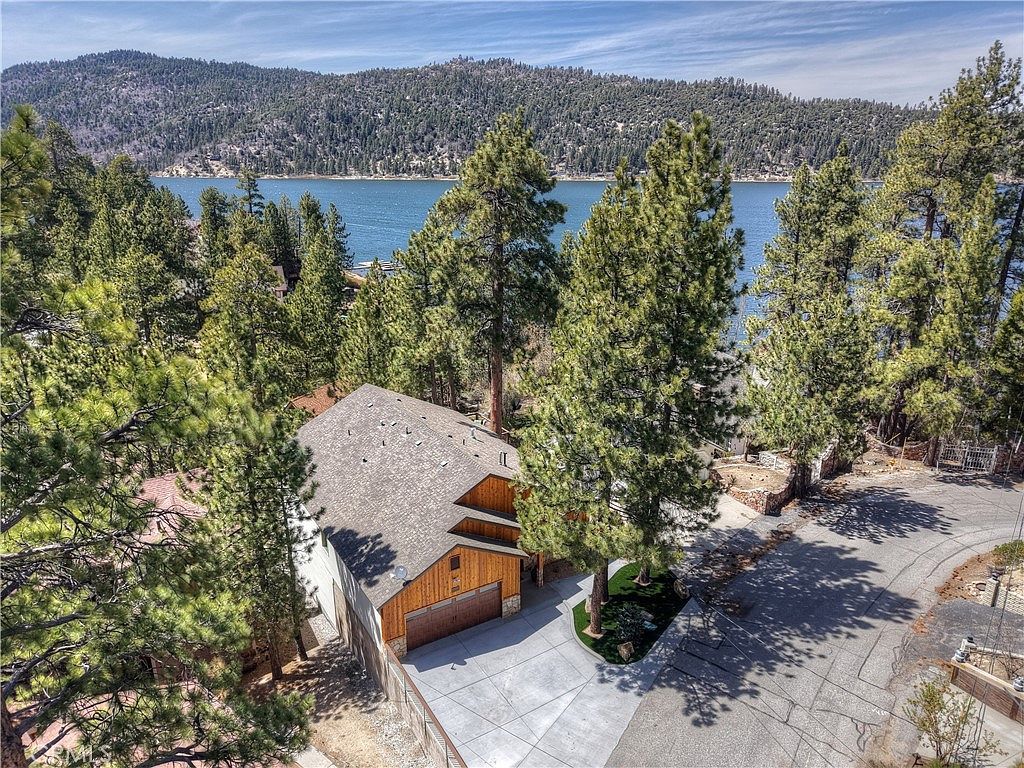 39080 Waterview Dr Big Bear Lake, CA 92315 - Thumbnail 2
