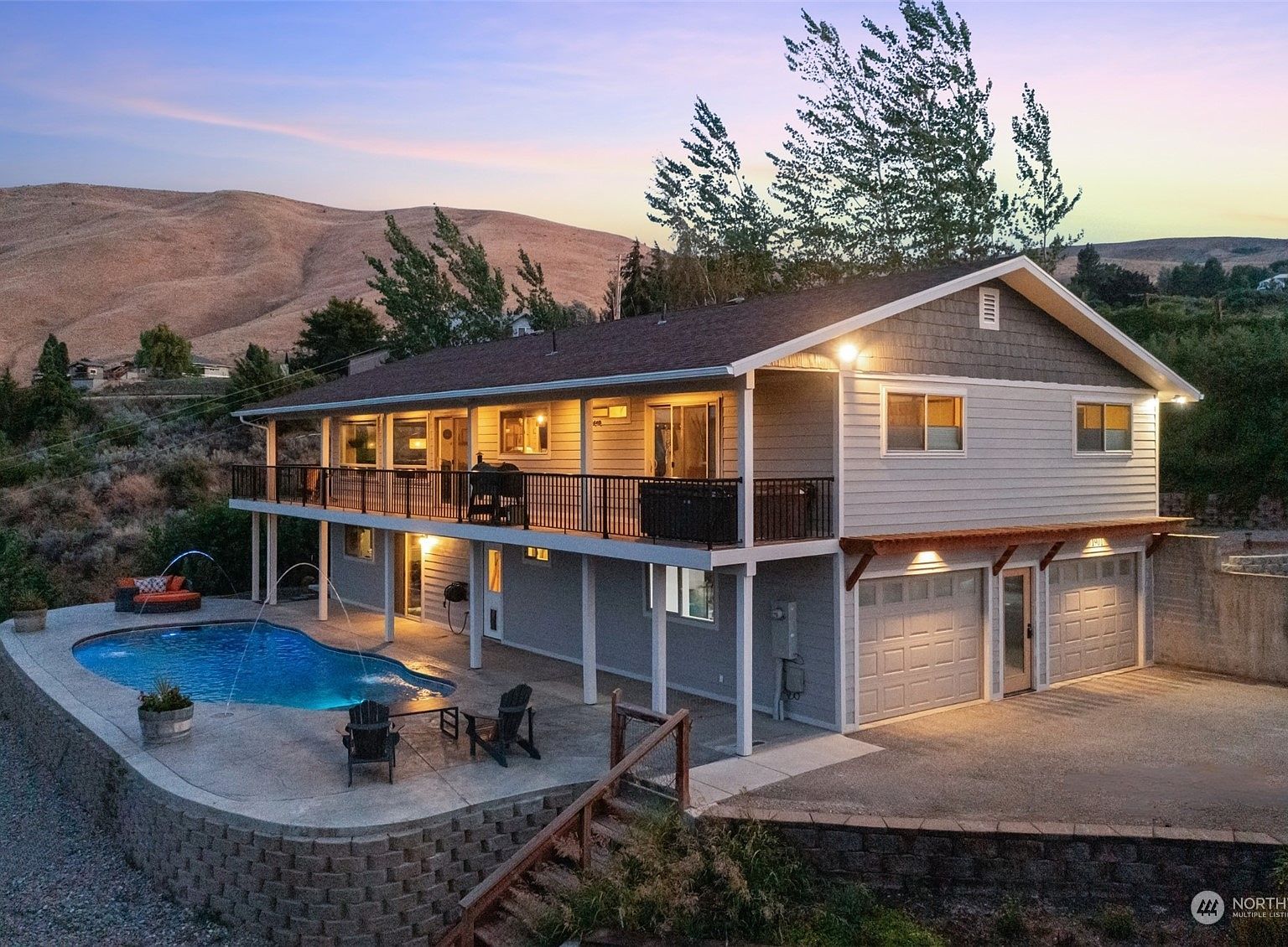 1901 Sleepy Hollow Rd Wenatchee, WA 98801 - Thumbnail 2