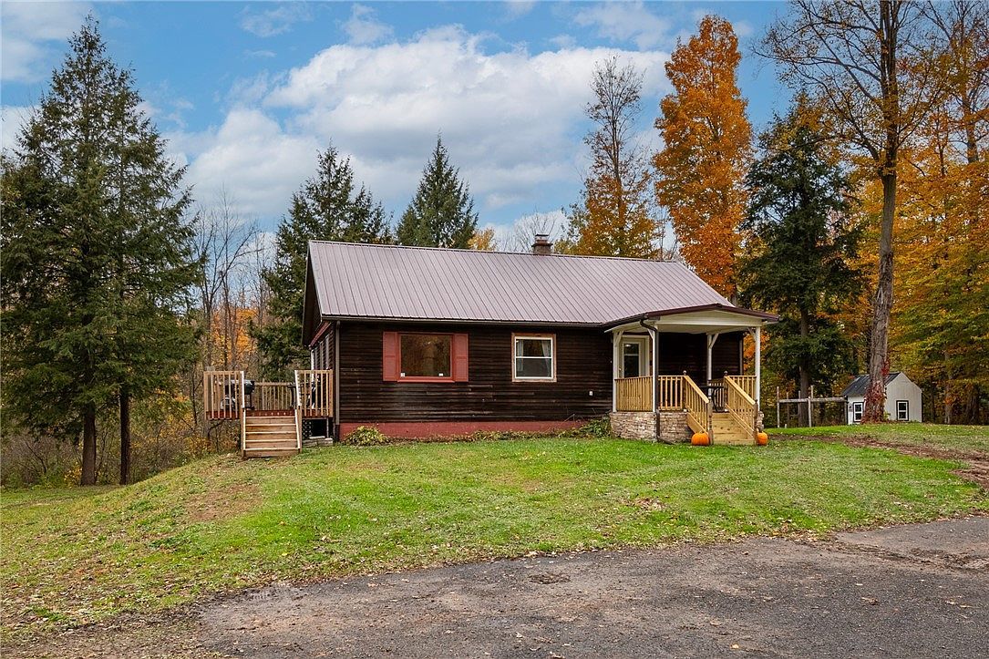 7779 Brown Rd Wolcott, NY 14590 - Thumbnail 2