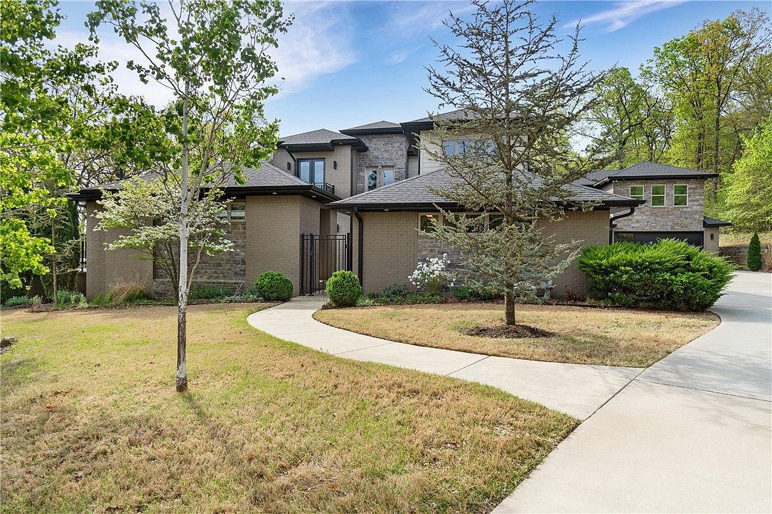 3634 Sugarberry Ln Springdale, AR 72764 - Thumbnail 2