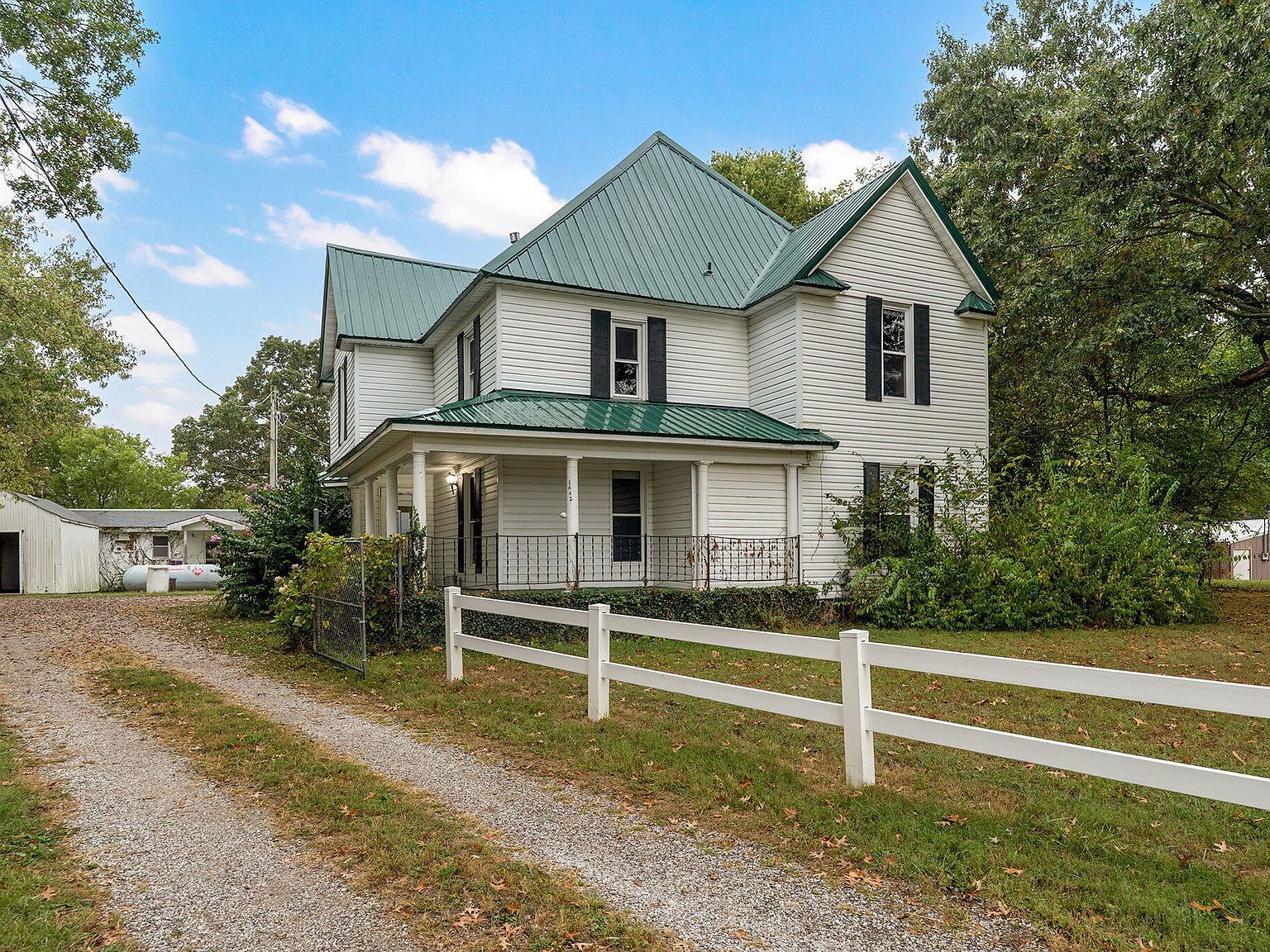 1642 W Inman Rd Nixa, MO 65714 - Thumbnail 2