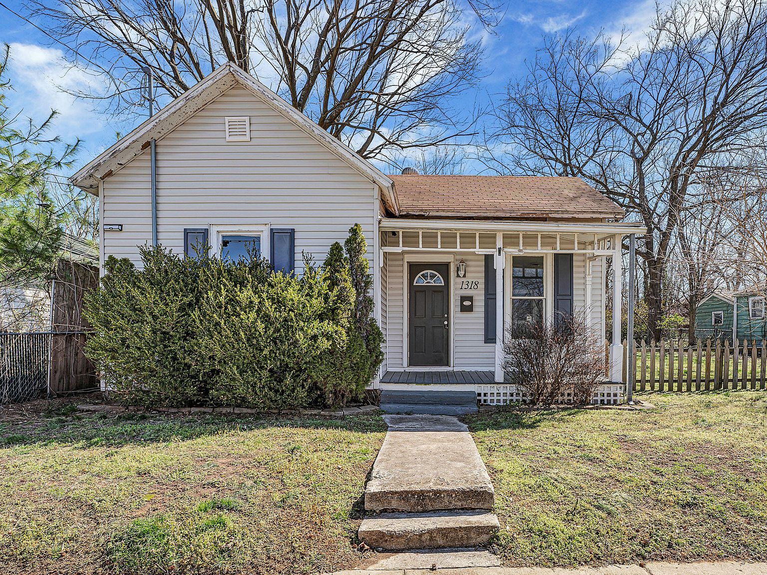 1318 N Douglas Ave Springfield, MO 65802  | Single Family